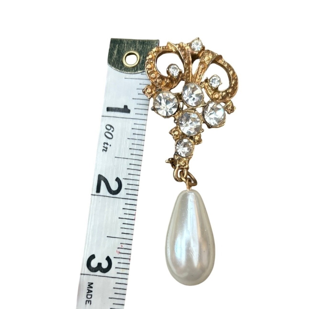 Vintage Gold Tone Filigree Brooch Pendant Clear Glass Stones Pearl Drop 60s 70s
